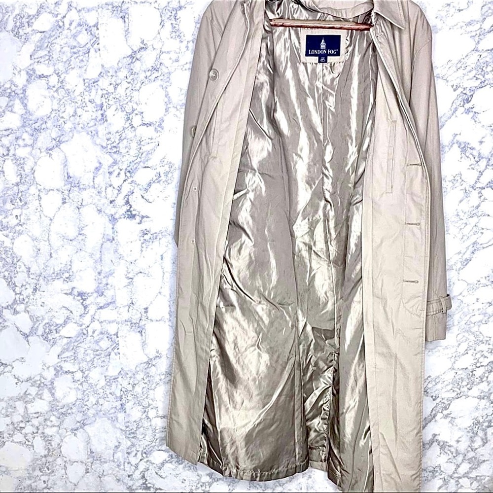 London Fog Vintage Men’s Tan Belted Trench Coat With Detachable Liner Size 42R - Picture 9 of 15